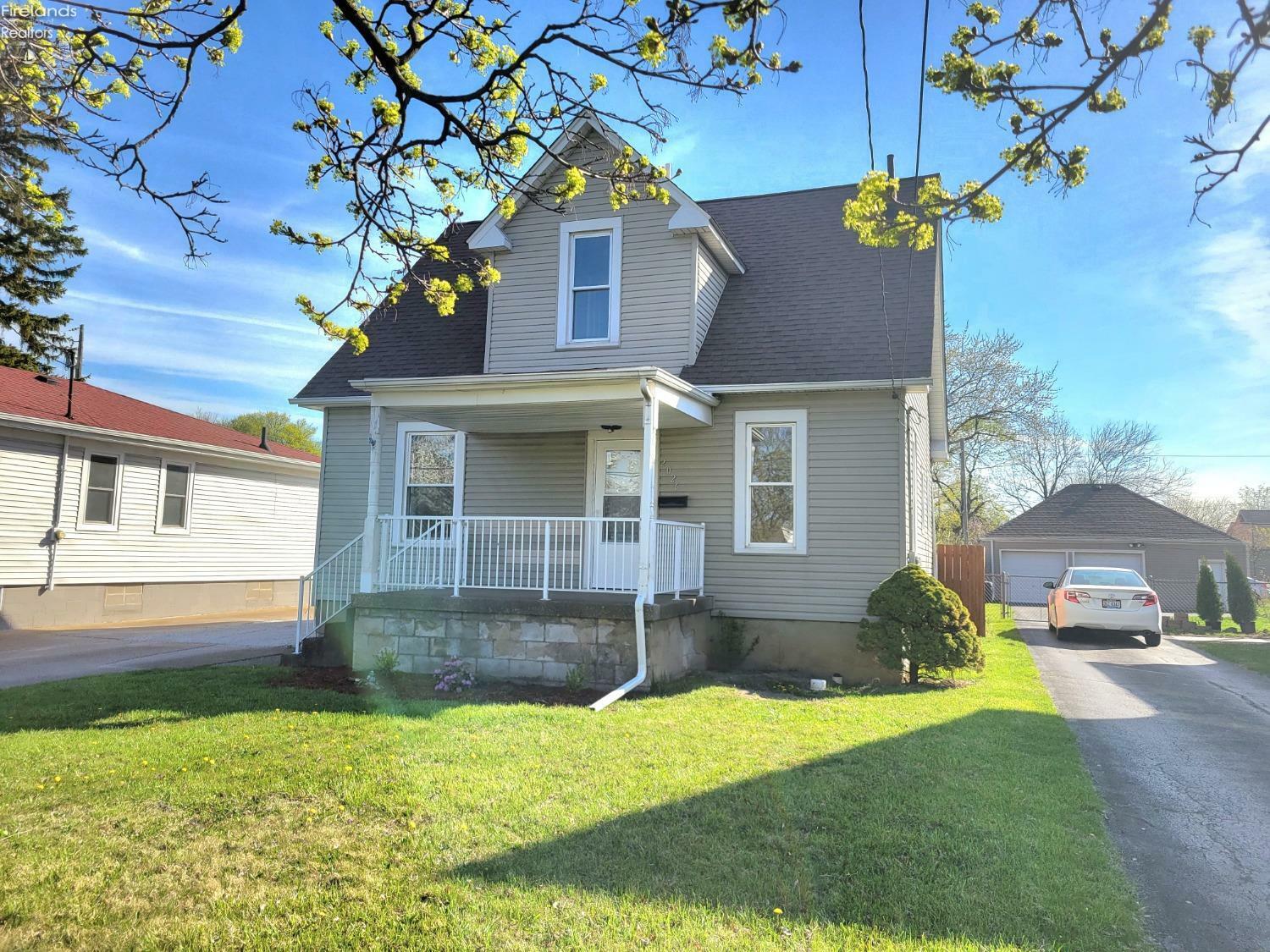 Property Photo: 2026 Columbus Avenue OH 44870