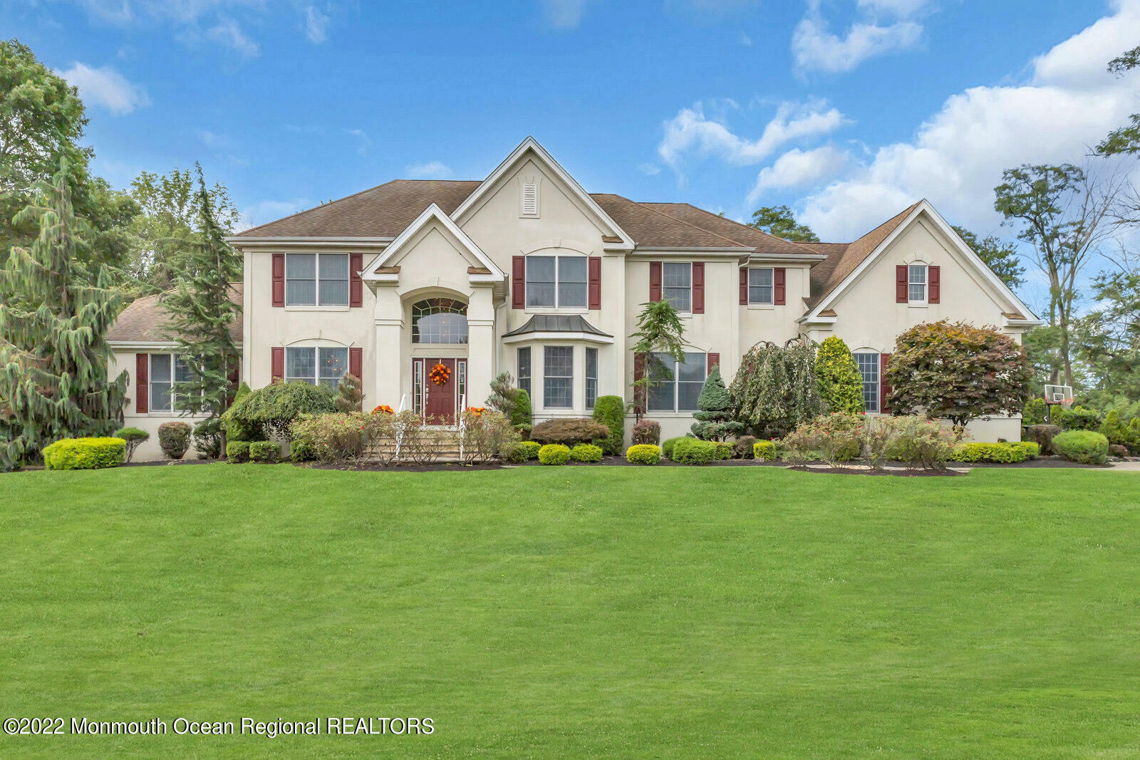 10 Francis Court  Millstone NJ 08510 photo