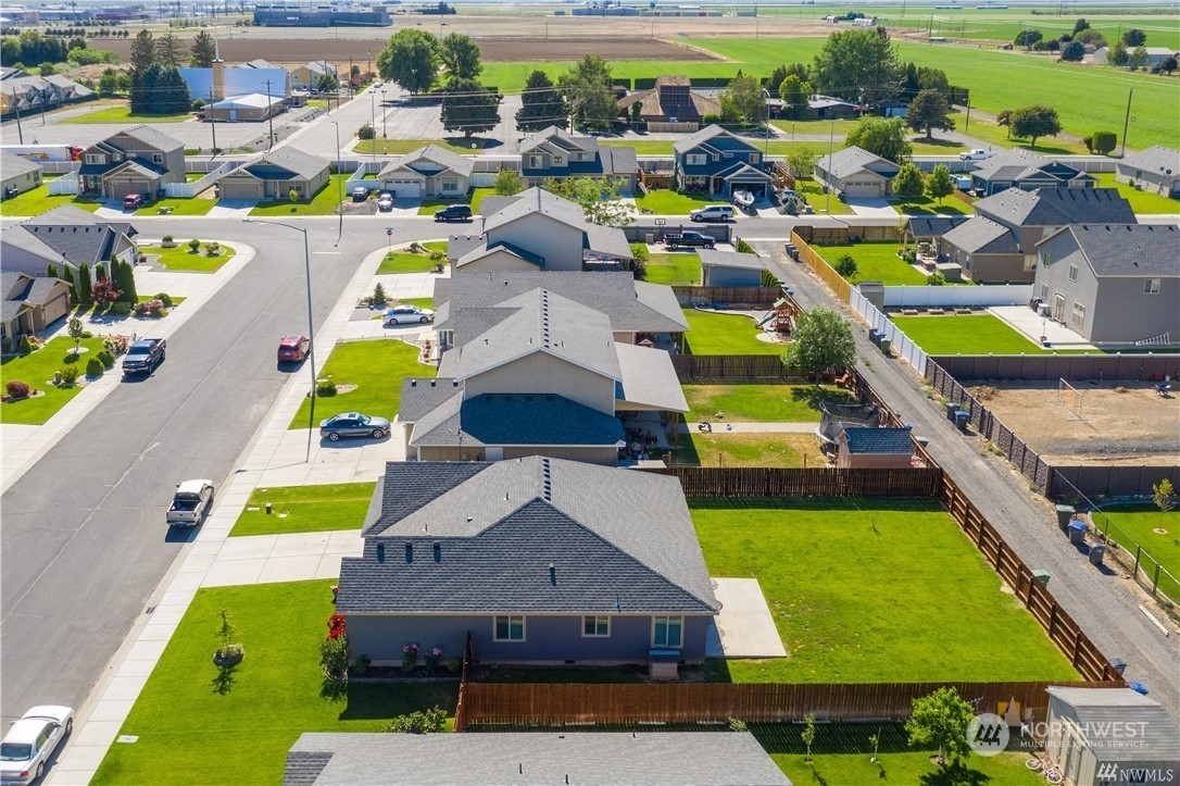 Property Photo: 31 I Street NE WA 98848
