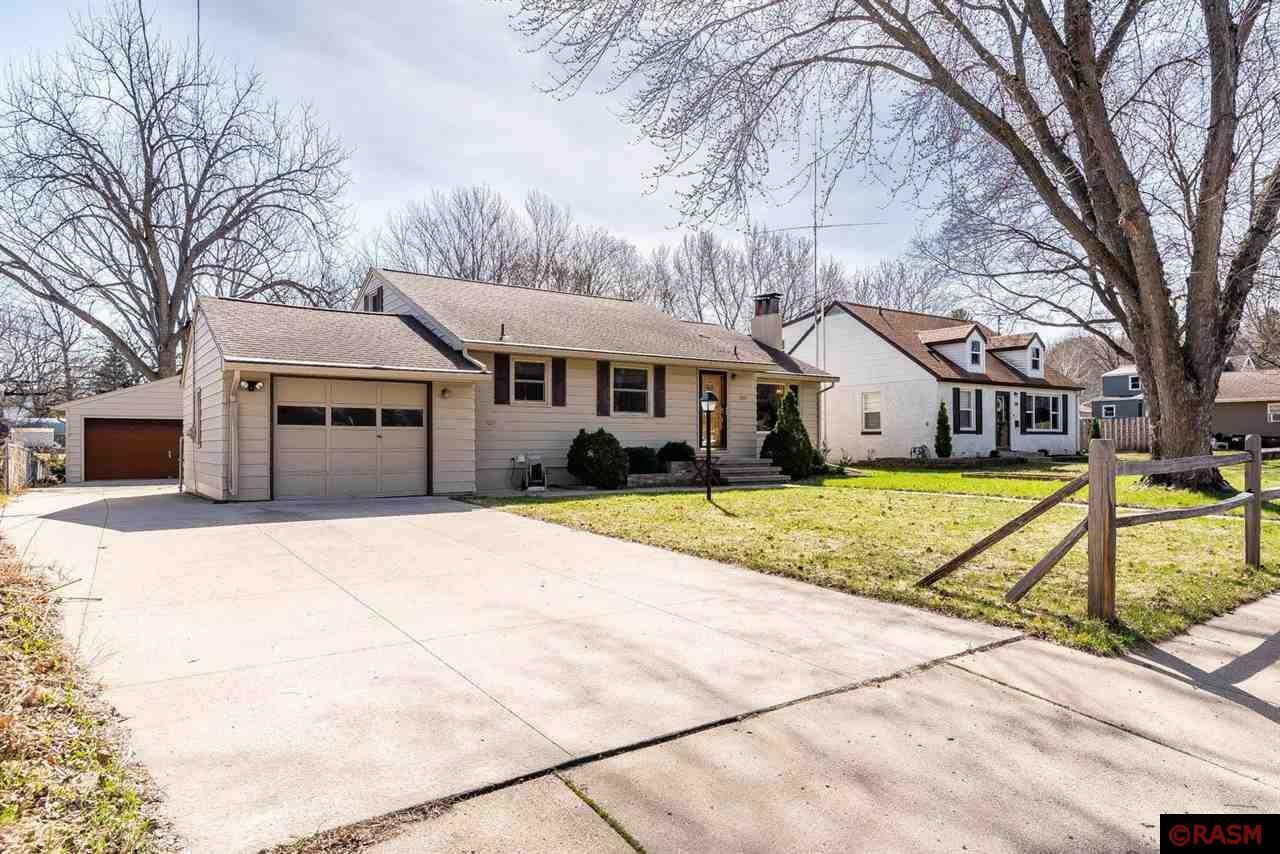 Property Photo:  1307 Woodland Avenue  MN 56001 