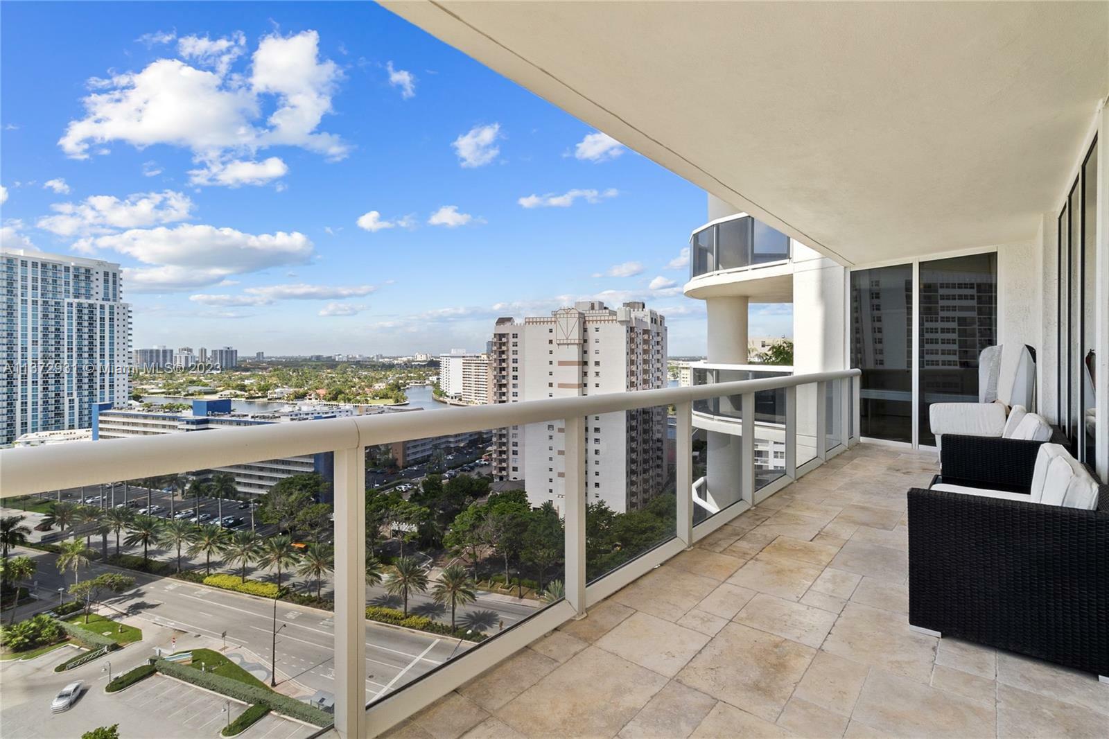 Property Photo:  1850 S Ocean Dr 1605  FL 33009 