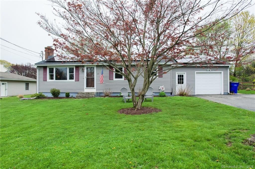 Property Photo:  29 High Street  CT 06795 
