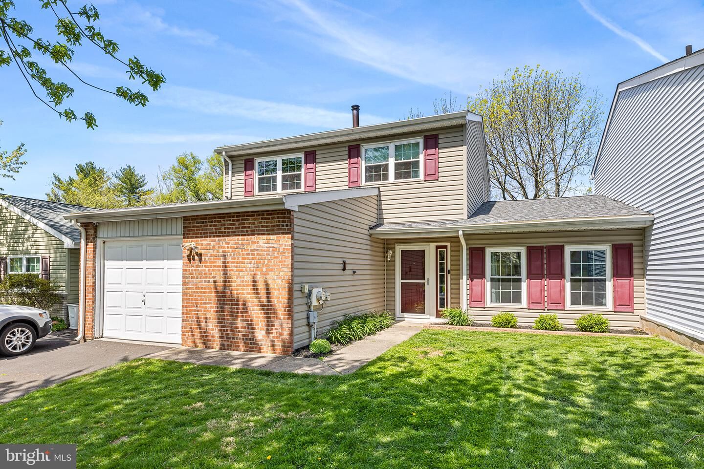 Property Photo: 183 Commonwealth Drive PA 18940