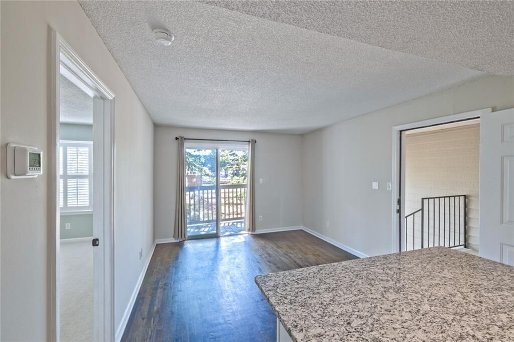 Property Photo: 2047 Chastain Park Court NE GA 30342