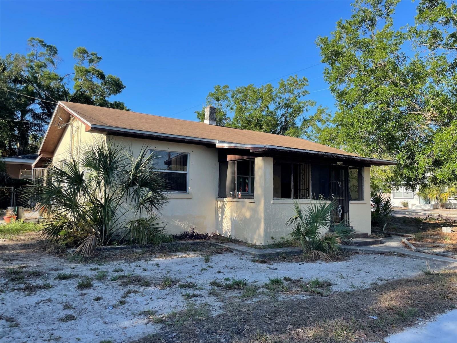 Property Photo:  1206 W Lemon Street  FL 33606 