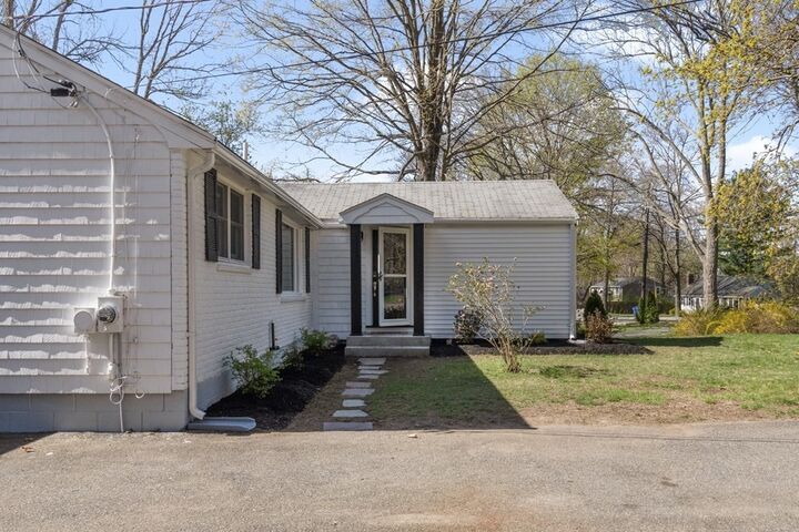 Property Photo: 383 Hayward St MA 02324