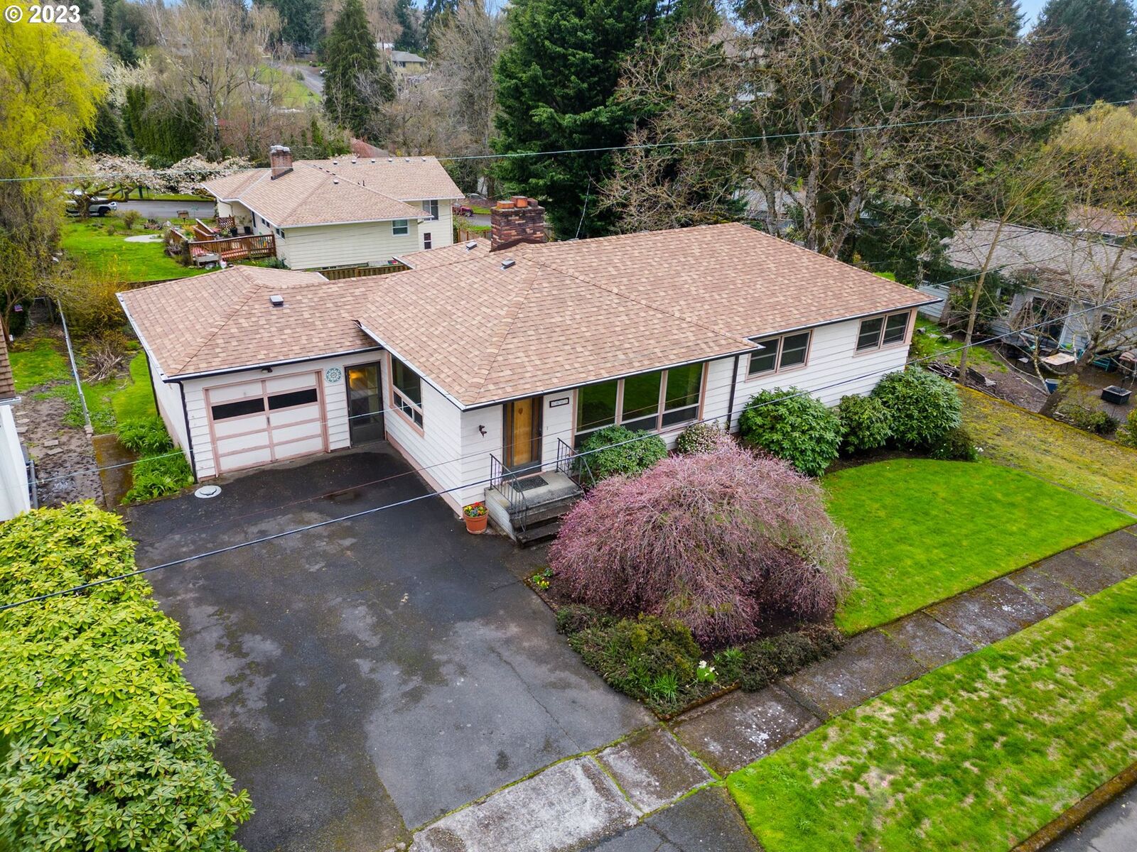 Property Photo: 1005 NW 77th St WA 98665