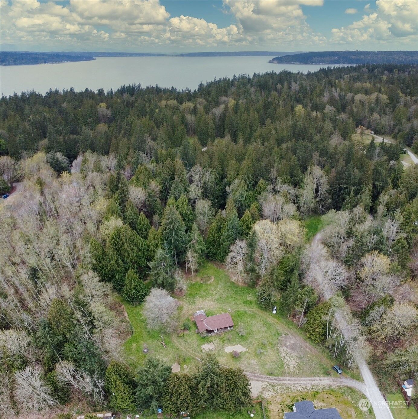 Property Photo:  2748 El Camano Street  WA 98282 