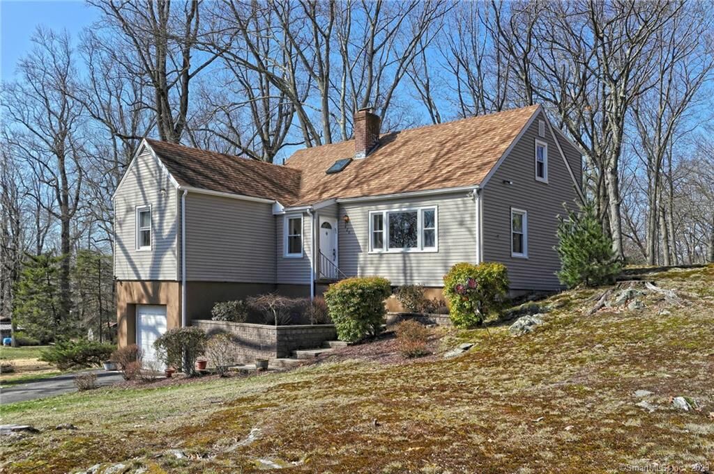 Property Photo: 820 Indian Hill Road CT 06477