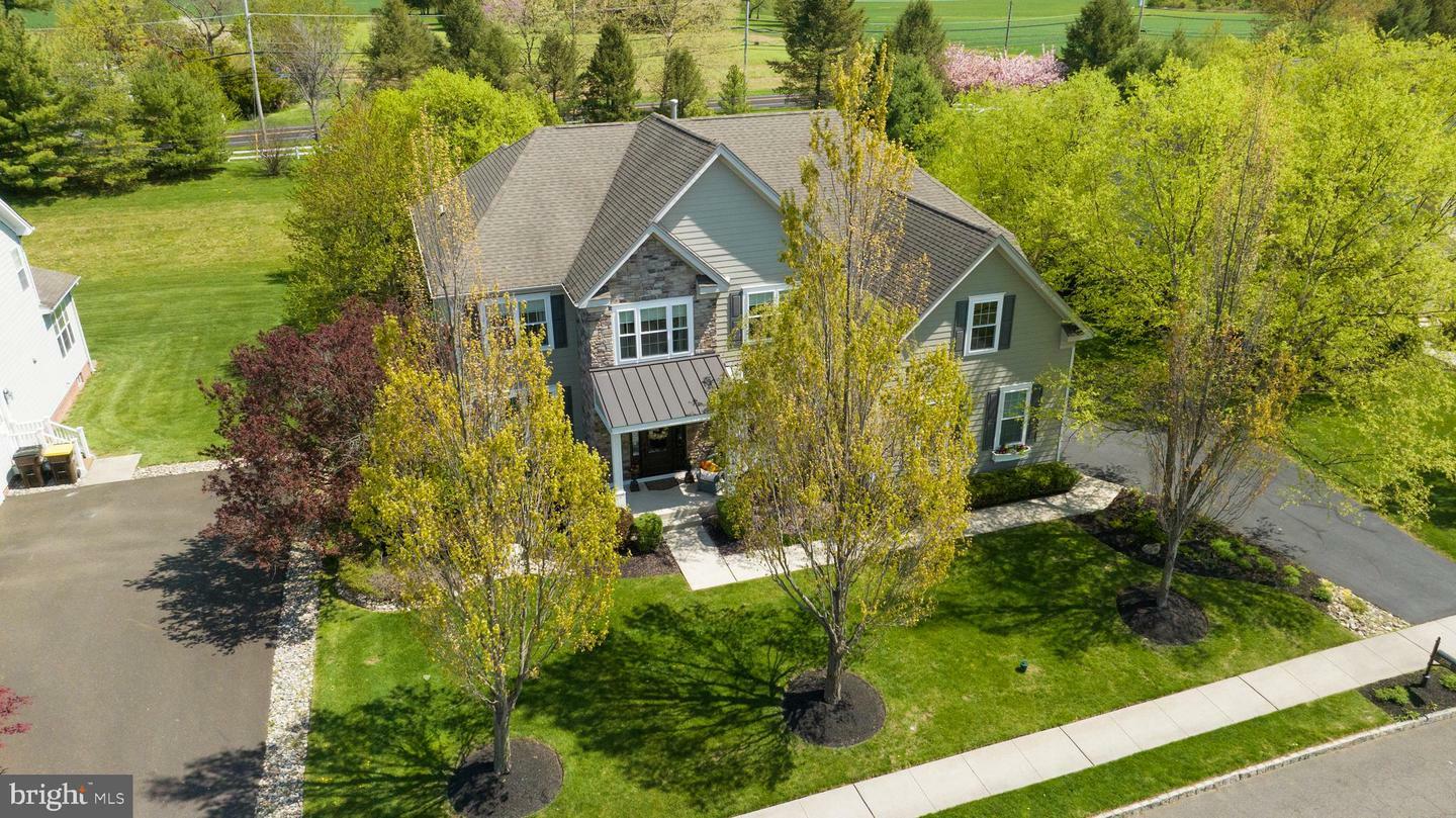 Property Photo: 2281 Staffordshire Road PA 18925