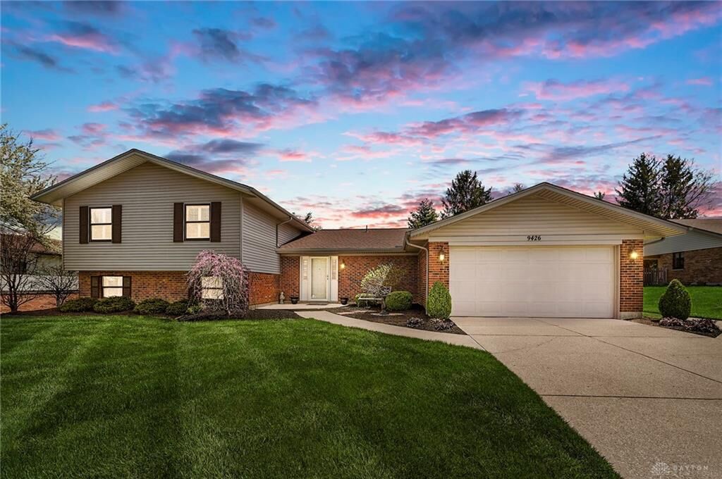 Property Photo: 9426 Trail Stone OH 45458