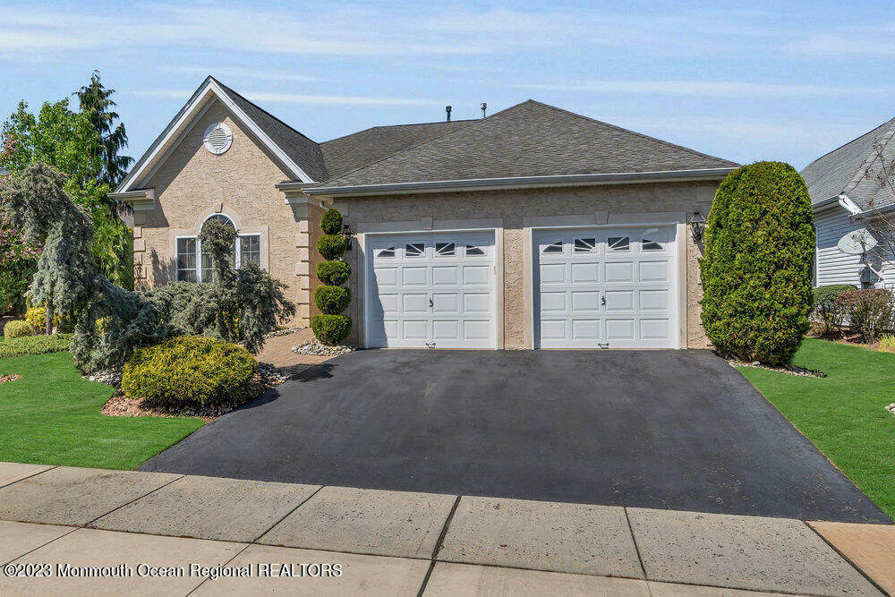 Property Photo: 18 Glen Eagles Way NJ 08831