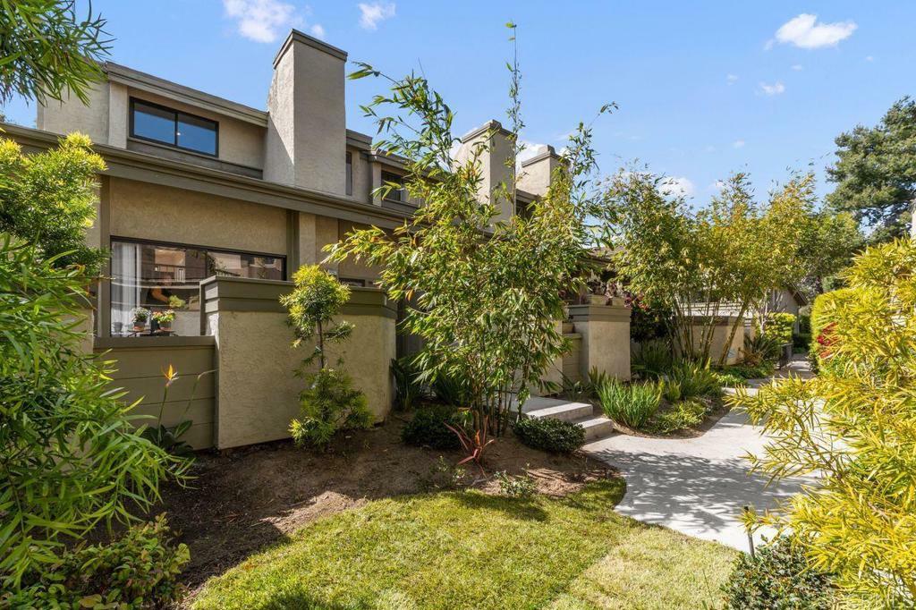 Property Photo: 3319 Caminito Eastbluff 181 CA 92037