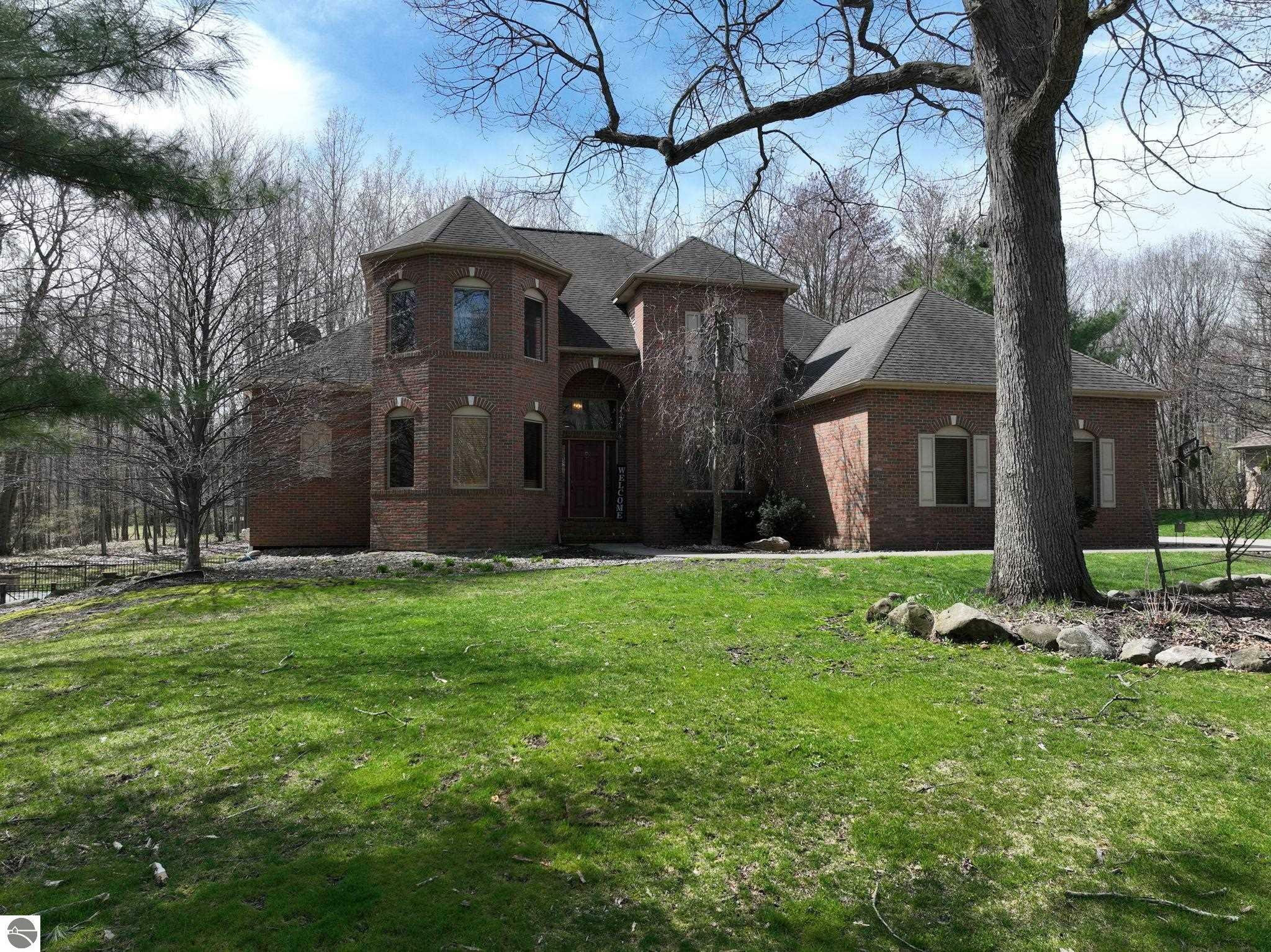 Property Photo:  3249 Saratoga Springs Drive  MI 48858 