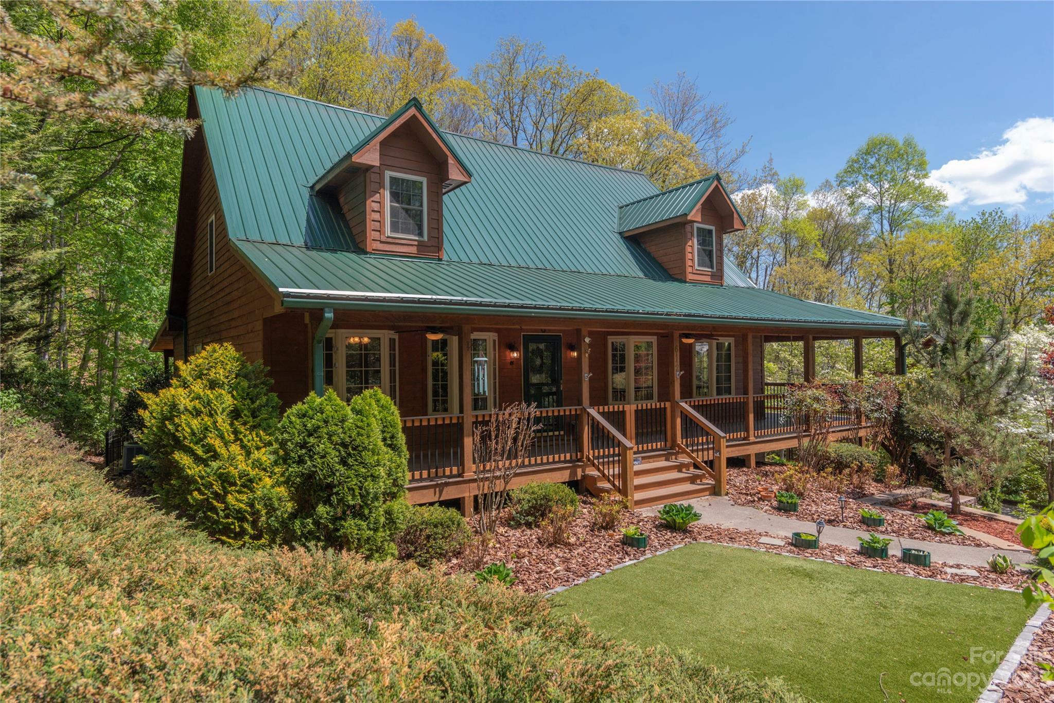 Property Photo:  612 Brannon Forest Drive  NC 28785 