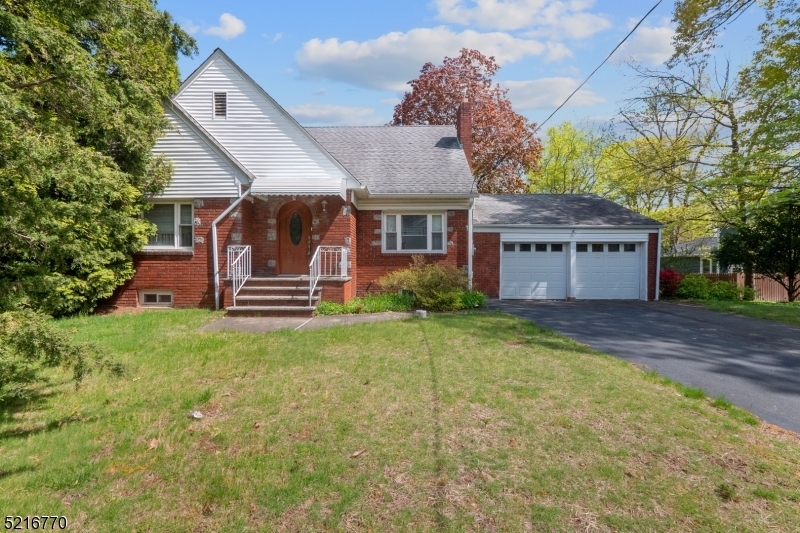 Property Photo:  510 Lafayette Ave  NJ 07481 