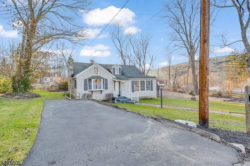 Property Photo: 7 Butler Ln NJ 07480