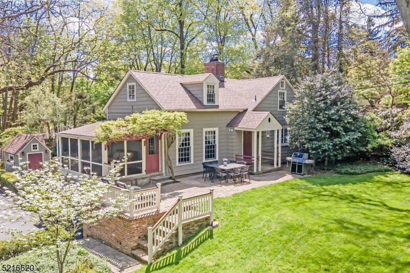 Property Photo: 1031 Clarkes Ln NJ 07076