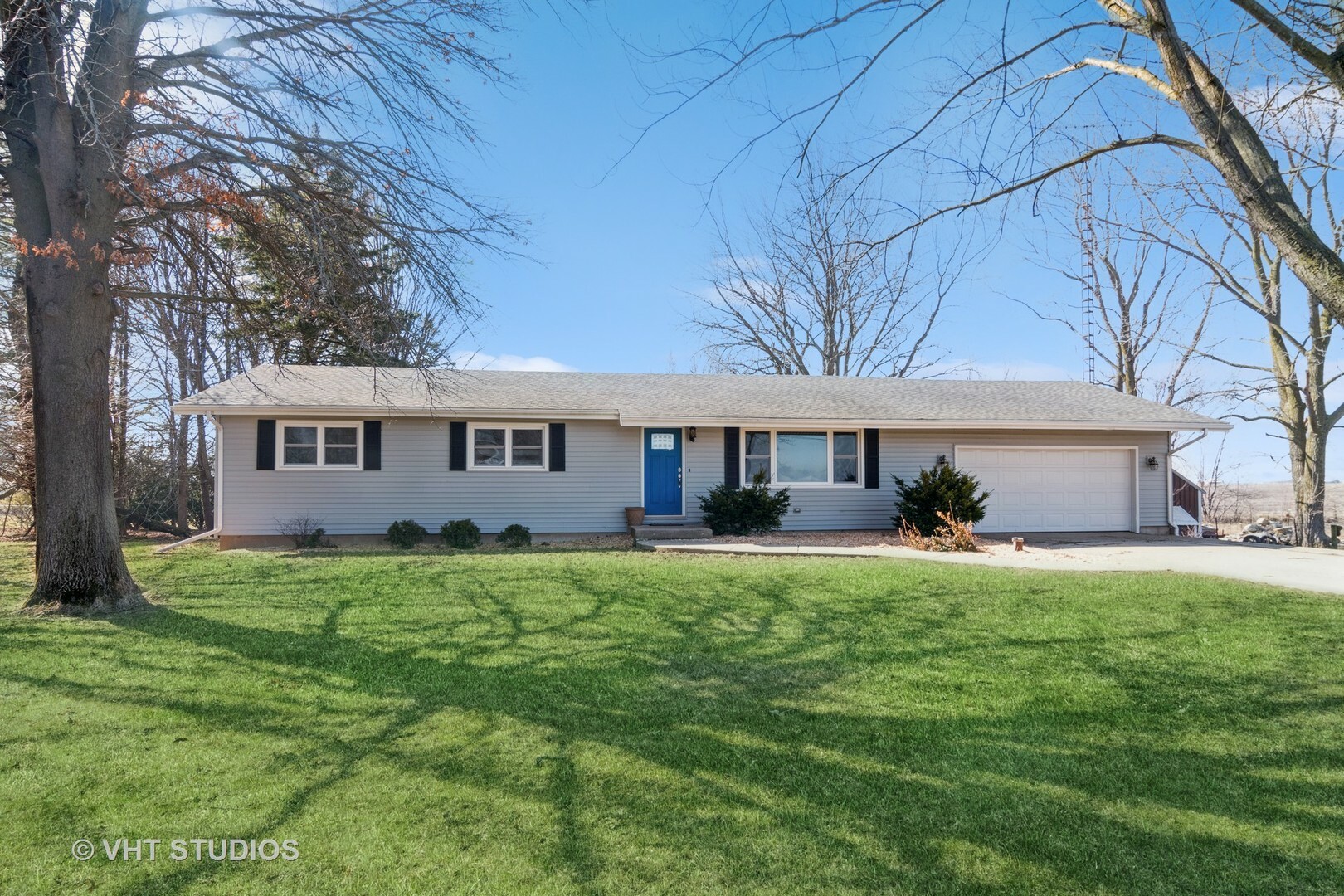 Property Photo:  7910 Gurler Road  IL 60115 