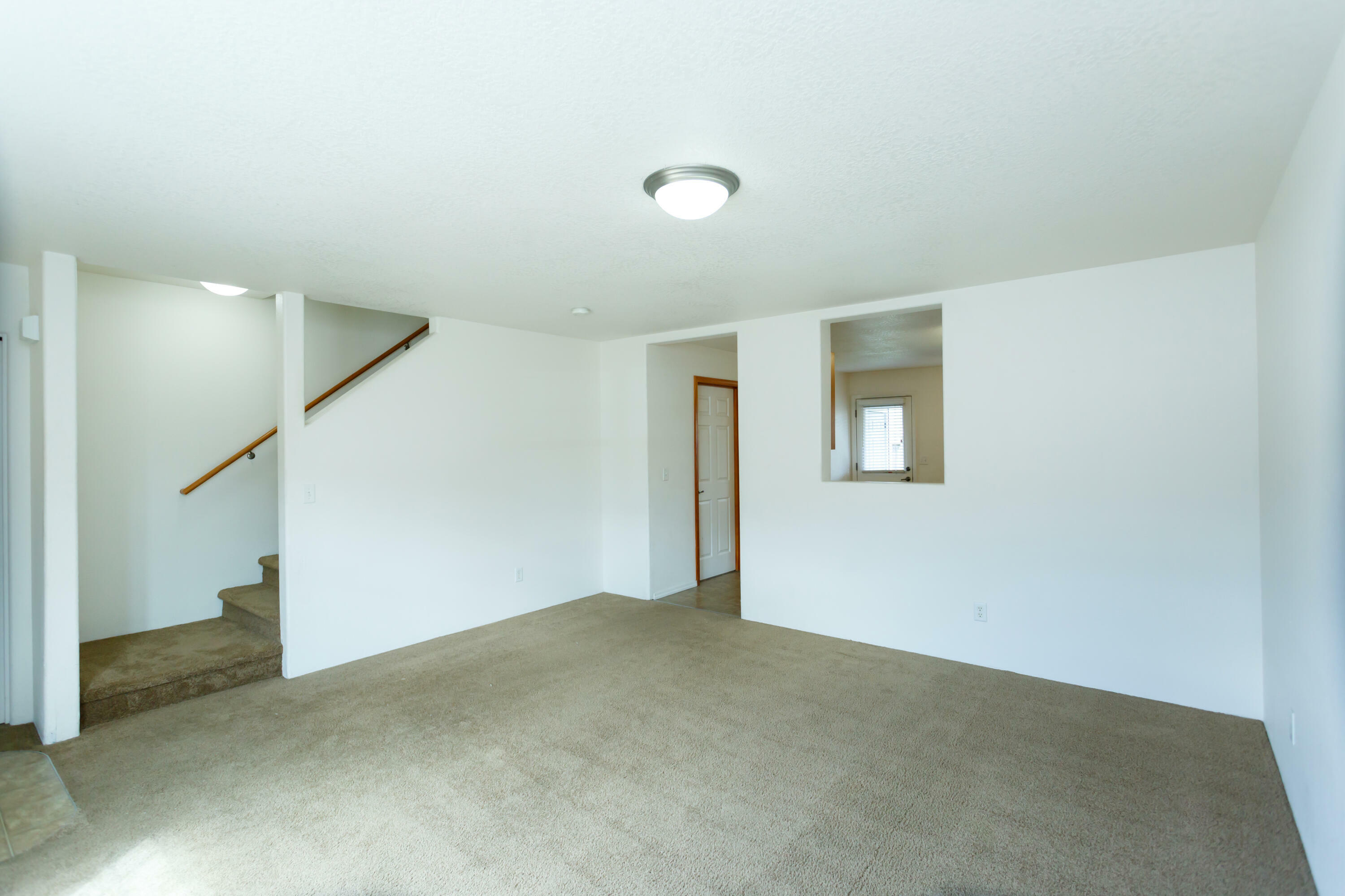 Property Photo:  450 Midway Road Unit 24  OR 97501 