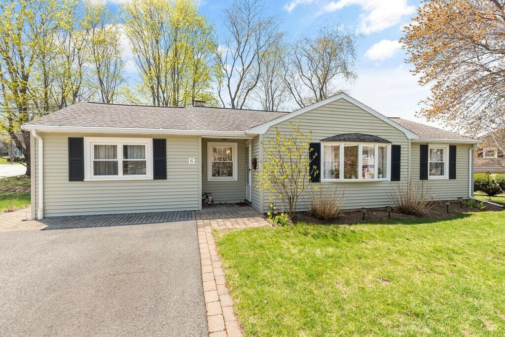 Property Photo: 6 Bancroft Street MA 02451