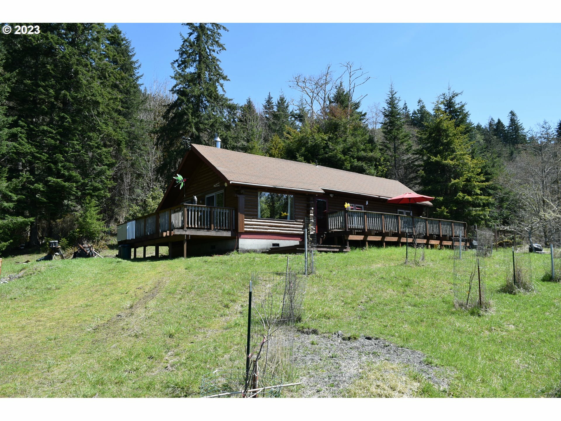 Property Photo:  95391 Grizzly Mountain Rd  OR 97444 