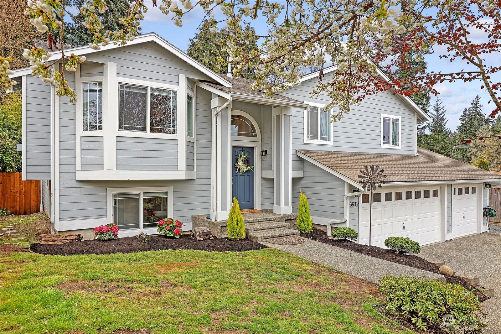 5 bed Lynnwood home for sale: 5912 178th Place SW, Lynnwood, WA 98037