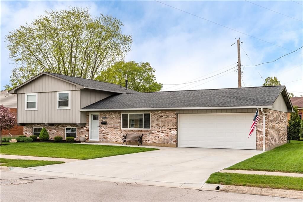 Property Photo: 109 Beechwood Avenue OH 45309