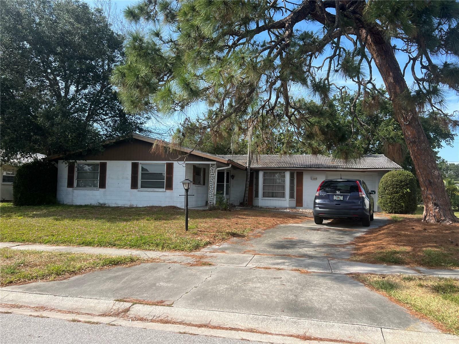 Property Photo:  2405 Post Road  FL 34231 