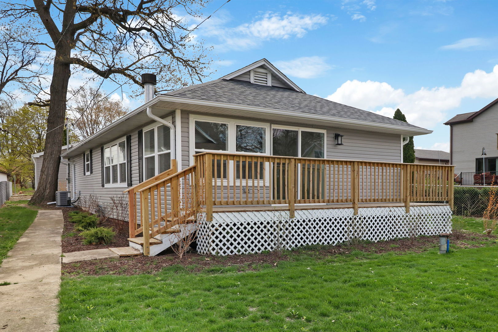 42425 N Park Lane  Antioch IL 60002 photo