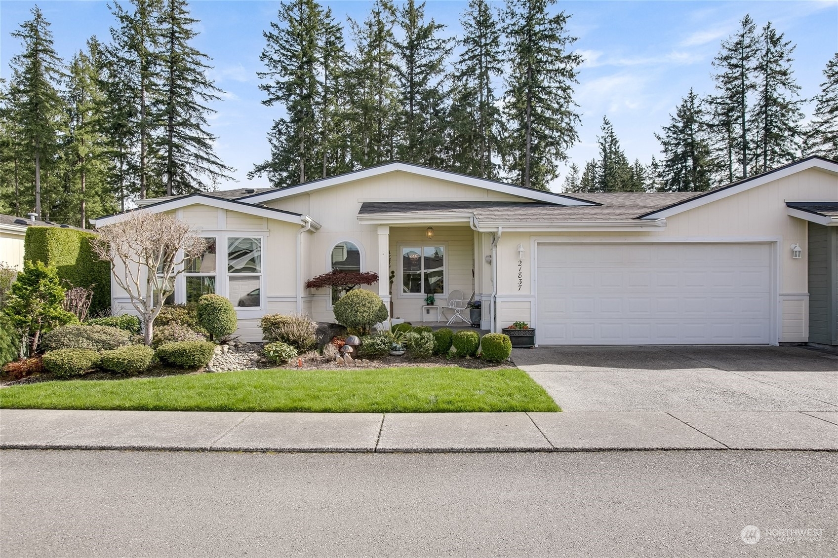 Property Photo:  21837 SE 275th Place 34  WA 98038 