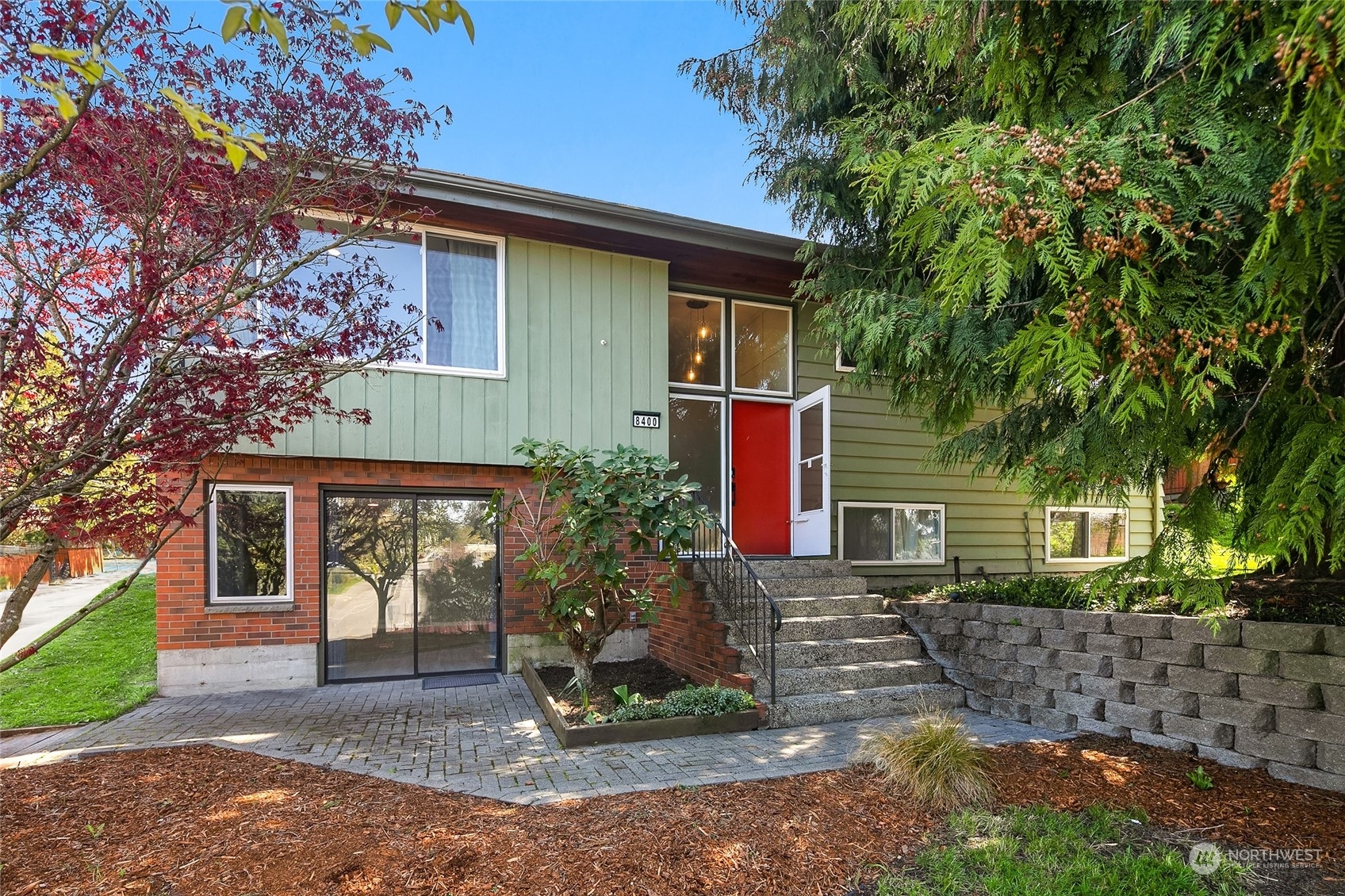 8400 24th Avenue SW  Seattle WA 98106 photo