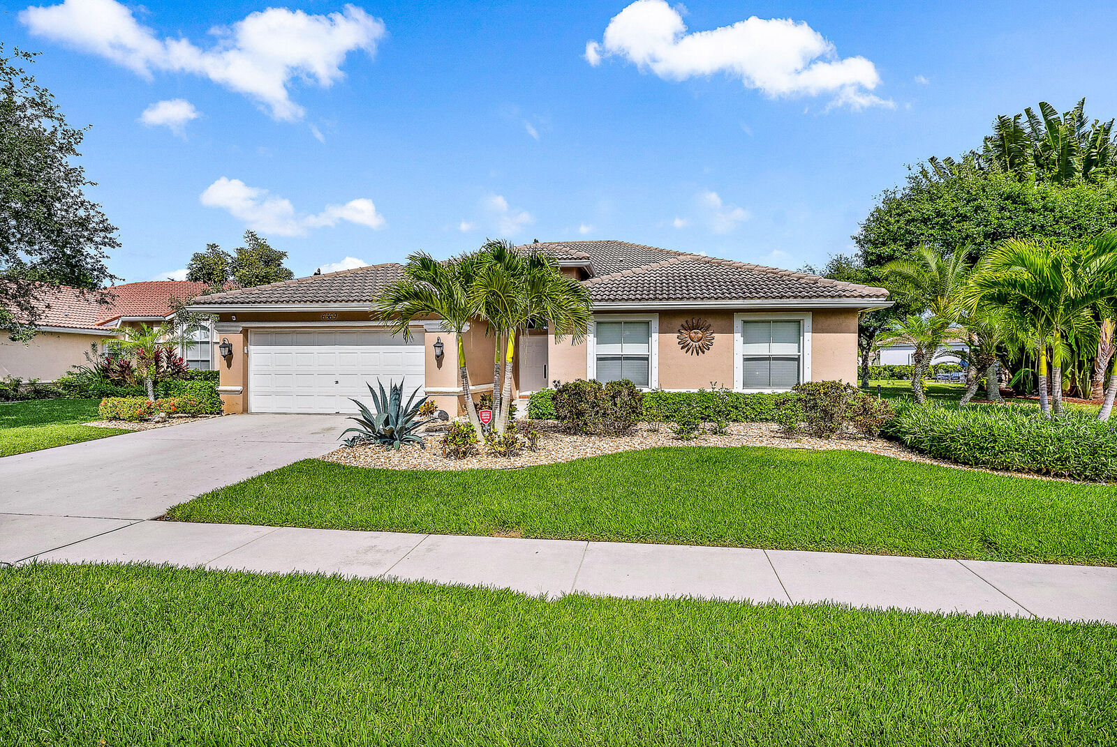 Property Photo:  6369 Sand Hills Circle  FL 33463 