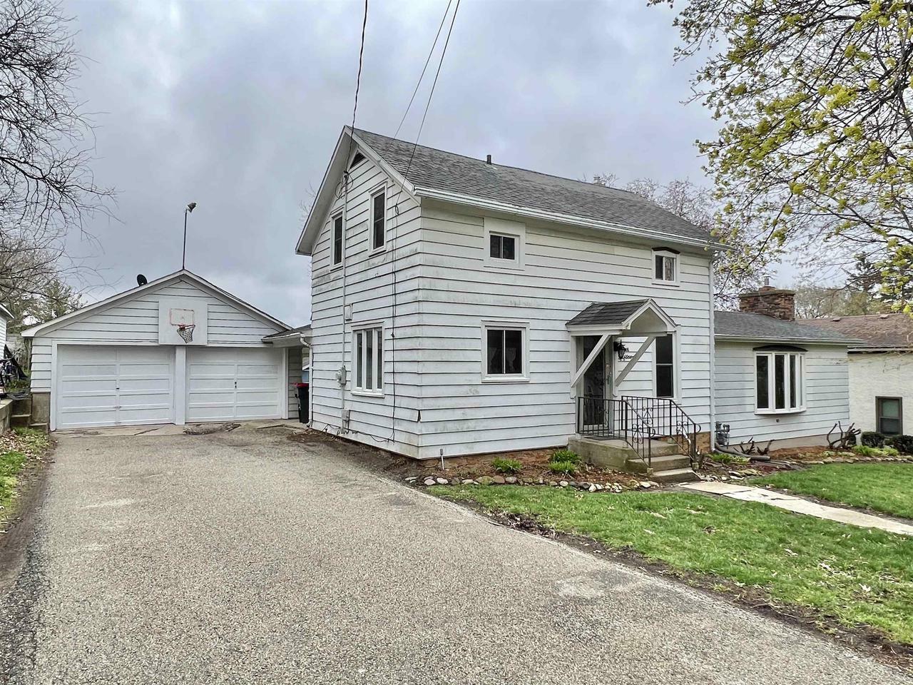 Property Photo:  415 Allen Street  WI 53525 