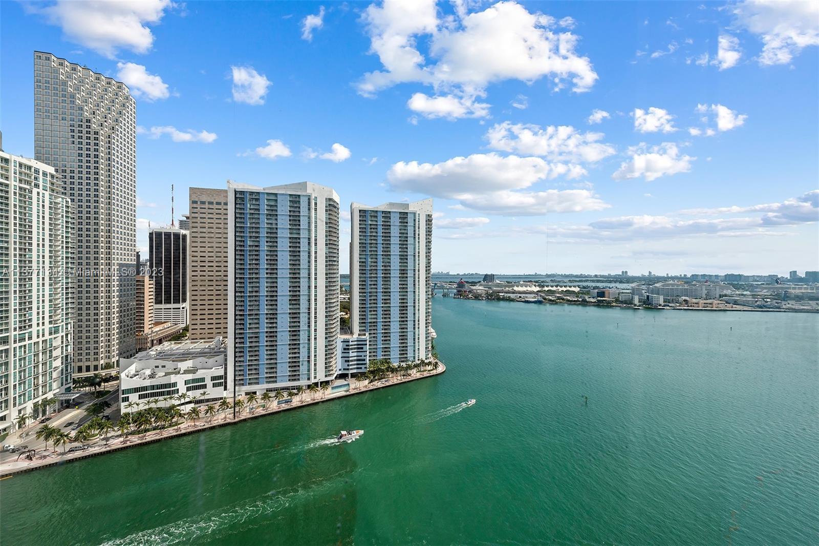 Property Photo:  900 Brickell Key Blvd 2201  FL 33131 
