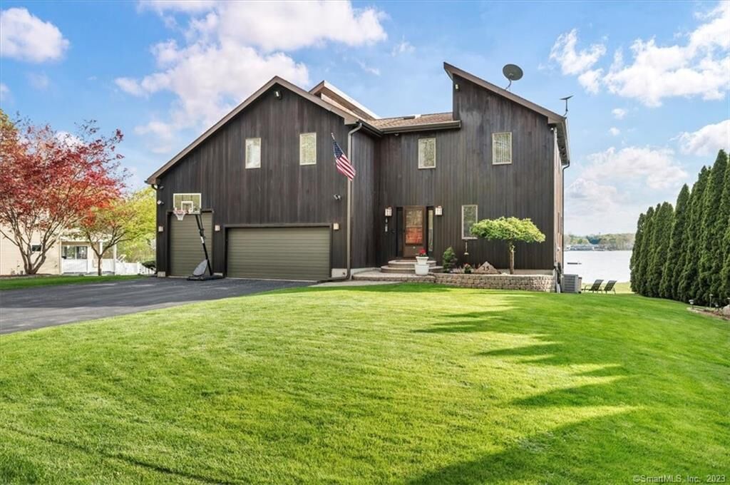 Property Photo: 15 Oneill Lane CT 06424
