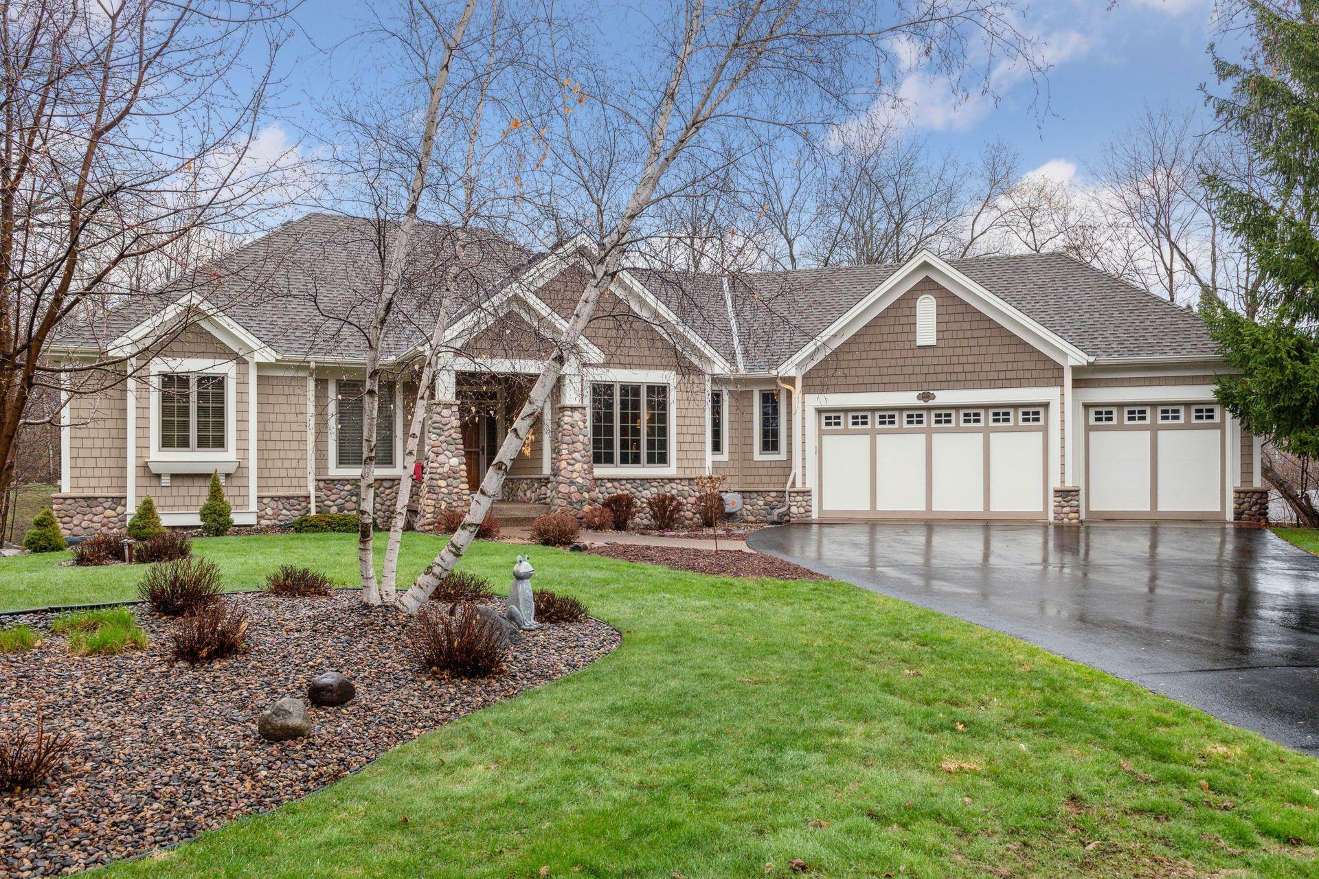 Property Photo: 6085 High Pointe Road MN 55331