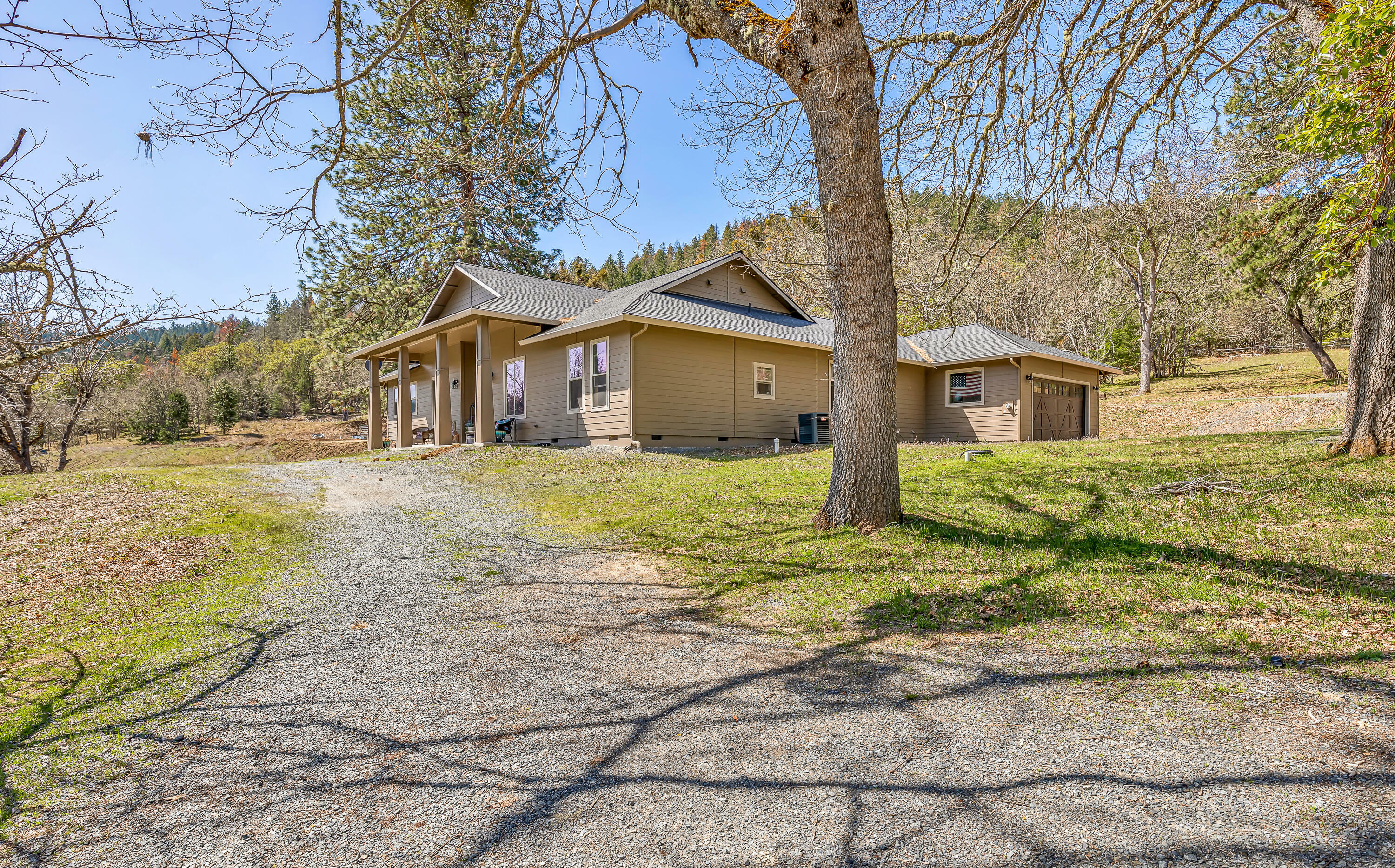 Property Photo:  2570 Sterling Creek Road  OR 97530 