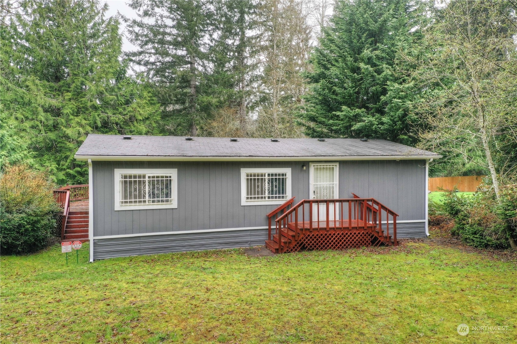 Property Photo:  891 E Lakeshore Drive W  WA 98584 