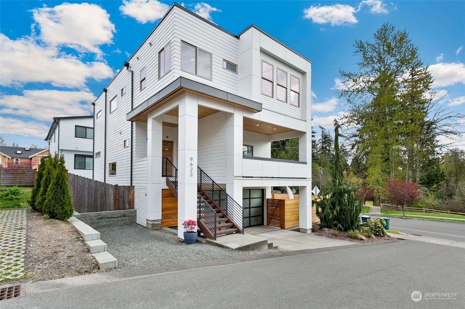 MLS2054557 9623 Slater Avenue NE, Kirkland, WA 98033