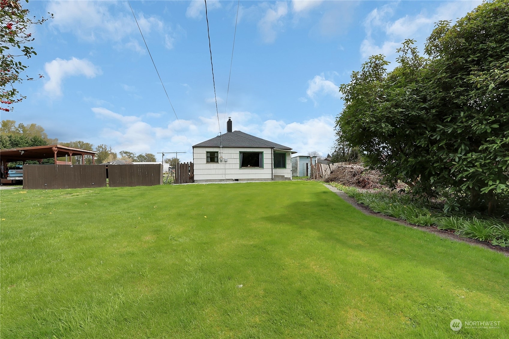 Property Photo: 1201 15th Street NW WA 98371