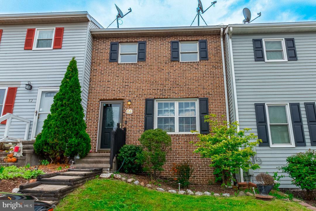Property Photo: 54 Privet Drive PA 17319