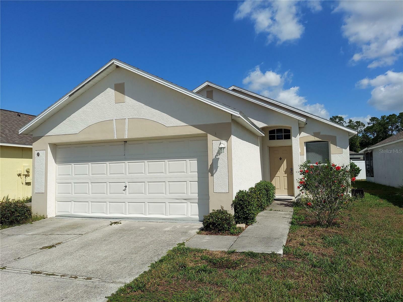 Property Photo: 30523 Birdhouse Drive FL 33545