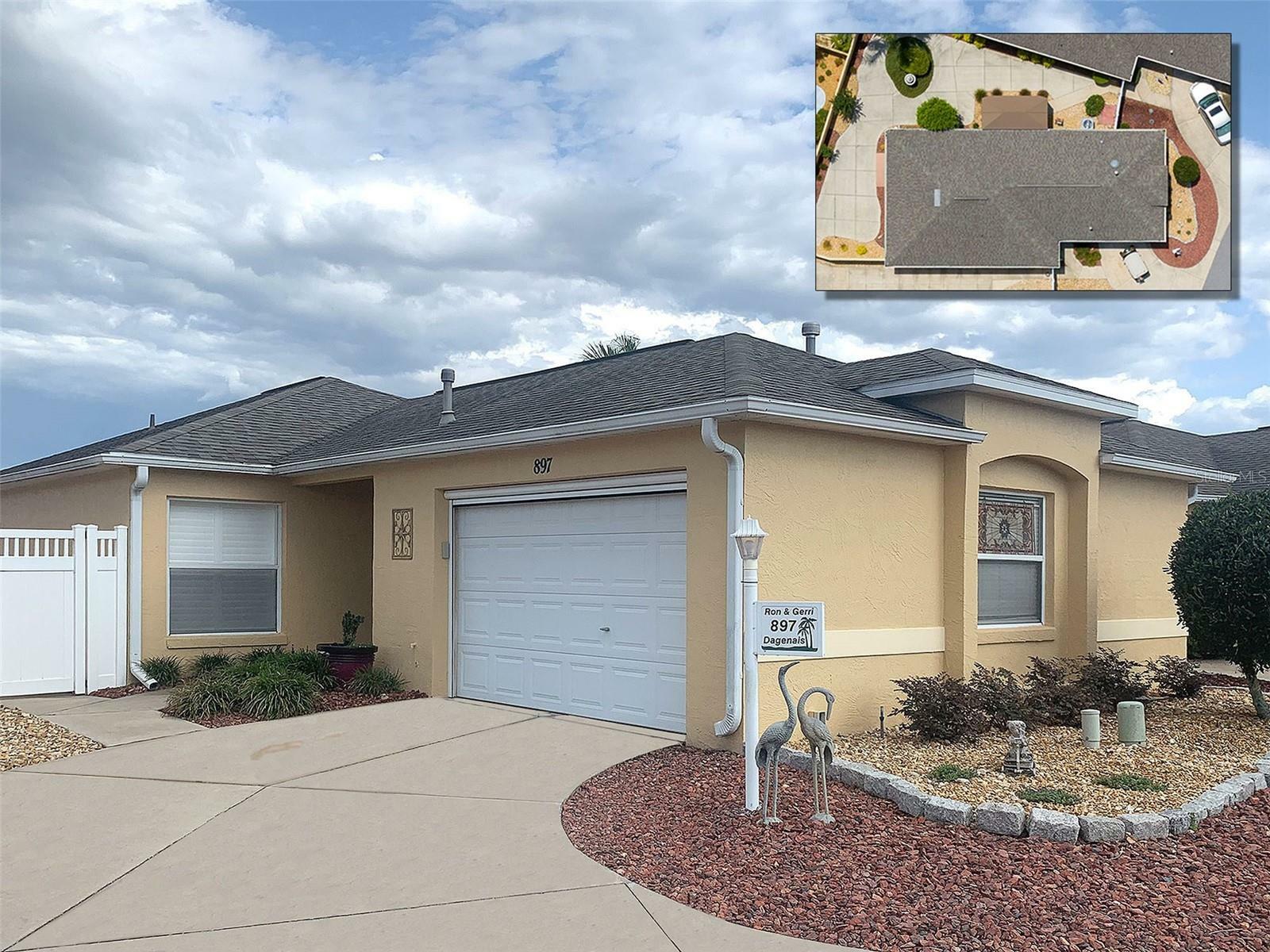 Property Photo: 897 Lexington Lane FL 32162