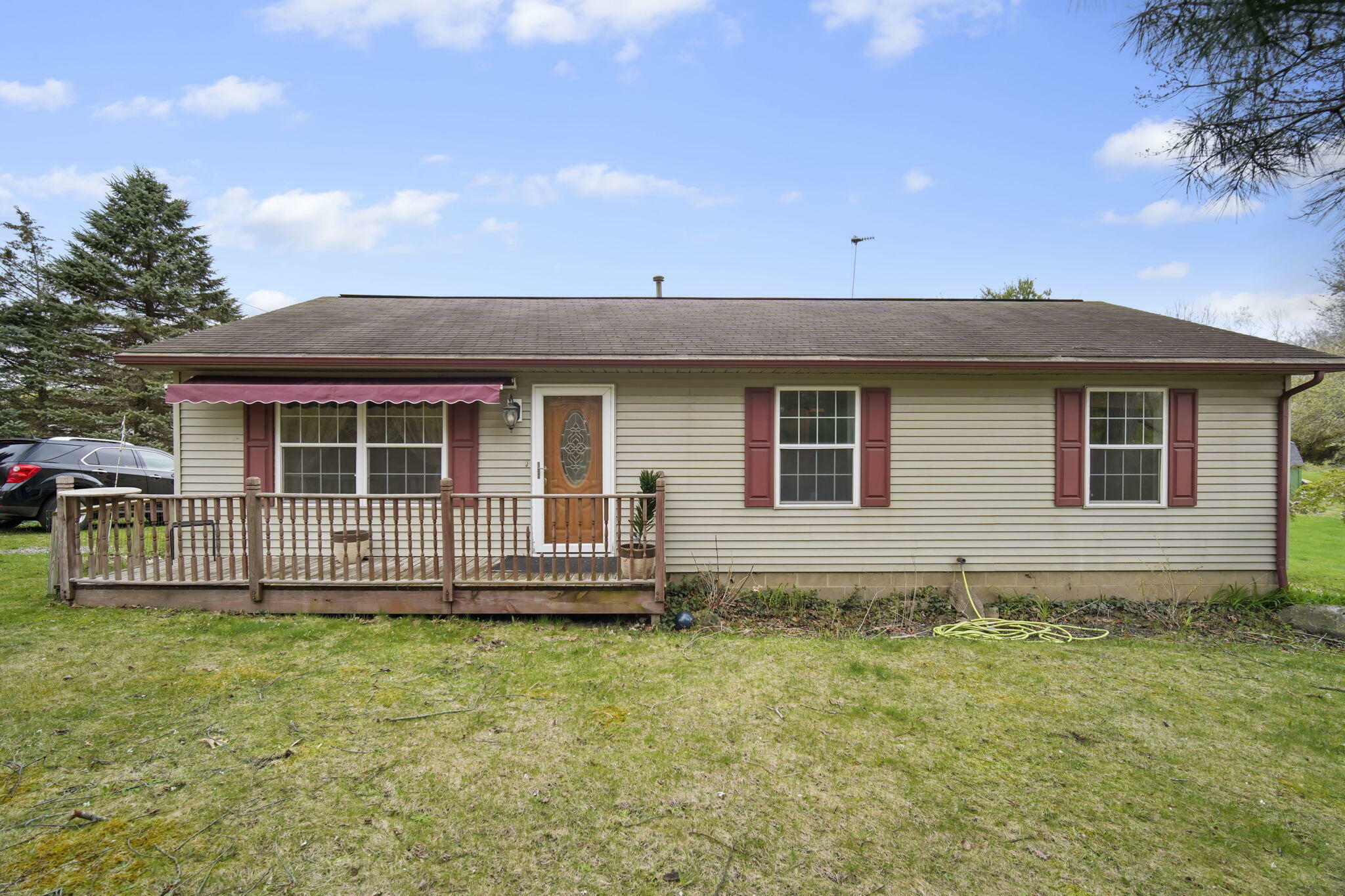 Property Photo: 101 Springmill Drive MI 49249