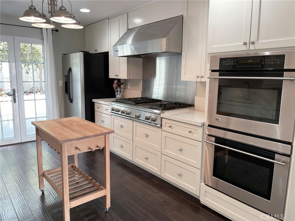 Property Photo: 214 Barlow Ln CA 93442