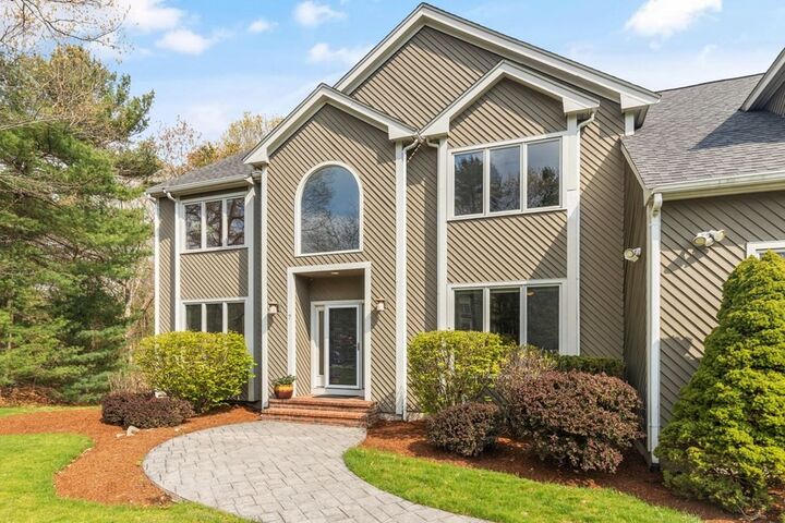 Property Photo:  7 Wadsworth Way  MA 02067 