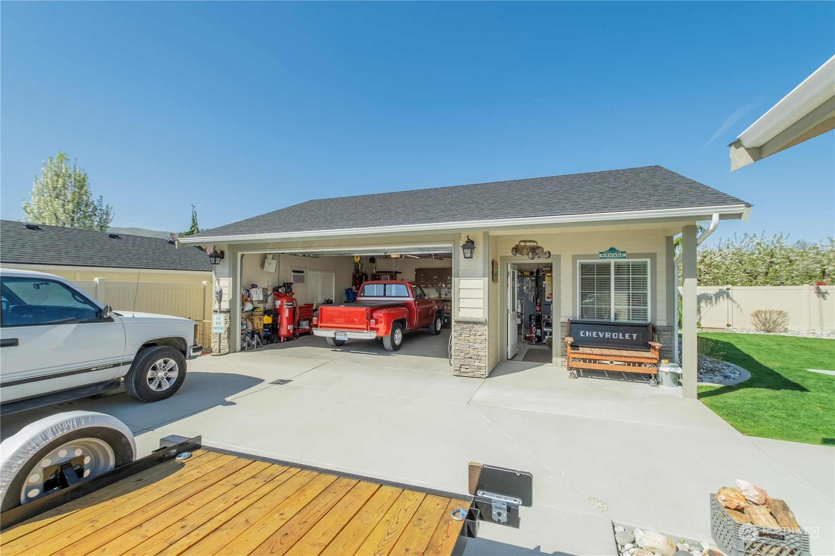 Property Photo: 110 Sarah Drive WA 98801