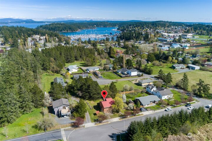 Property Photo: 520 Carter Avenue WA 98250