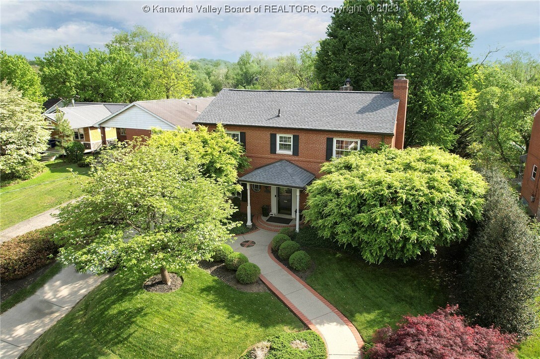 Property Photo:  811 Walnut Road  WV 25314 